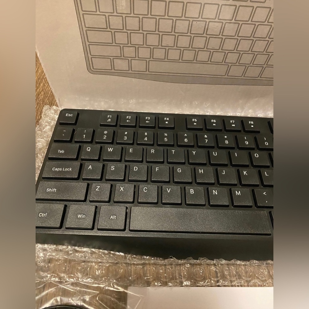Wireless Keyboard & Mouse Combo | Model PC230A - Picture 2 of 9